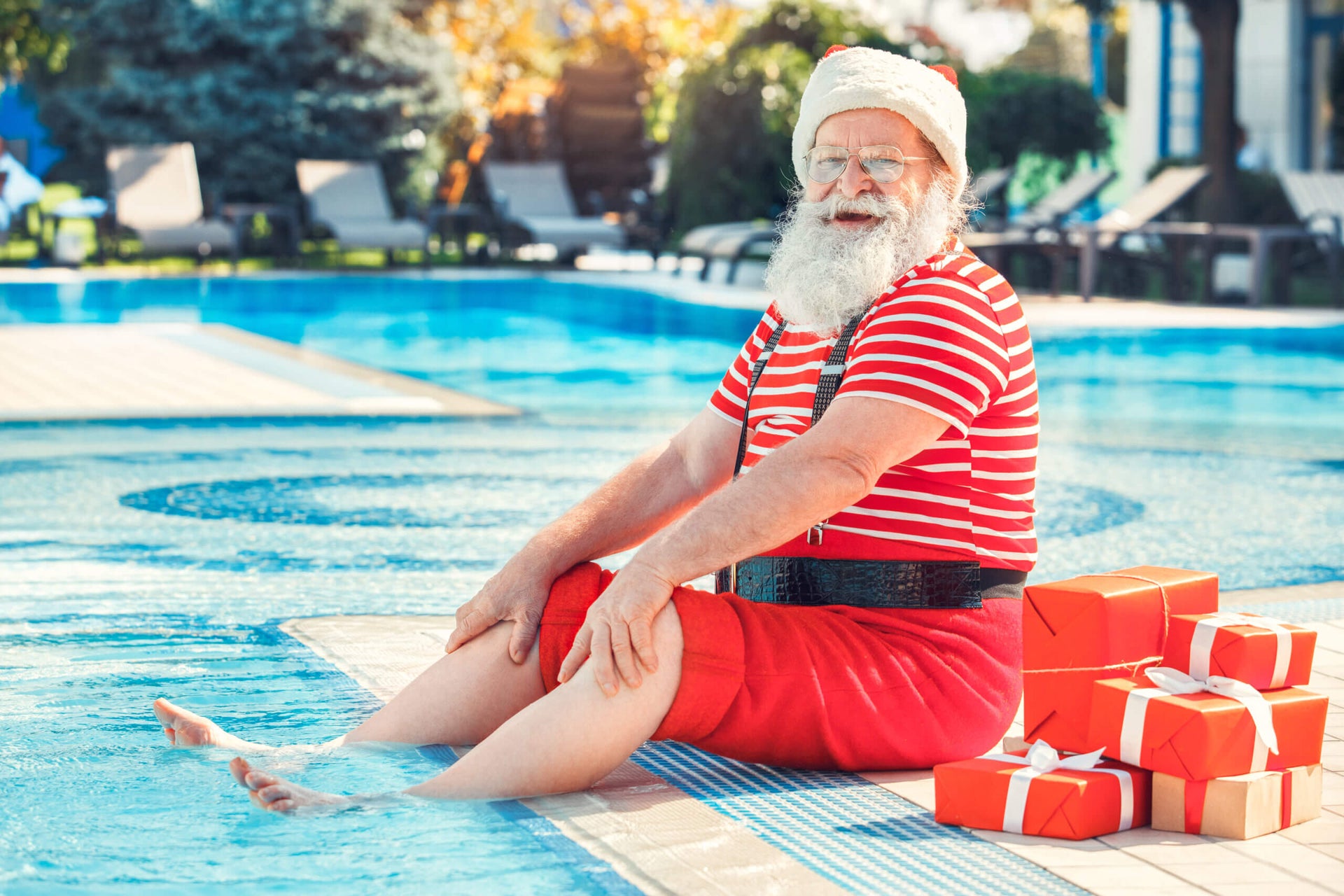Water Tech Holiday Gift Guide for Pool Owners & People Who Love Pool Days